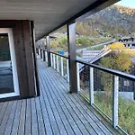 Appartamento In-ski Out With Sauna And Modern Mountain Comfort